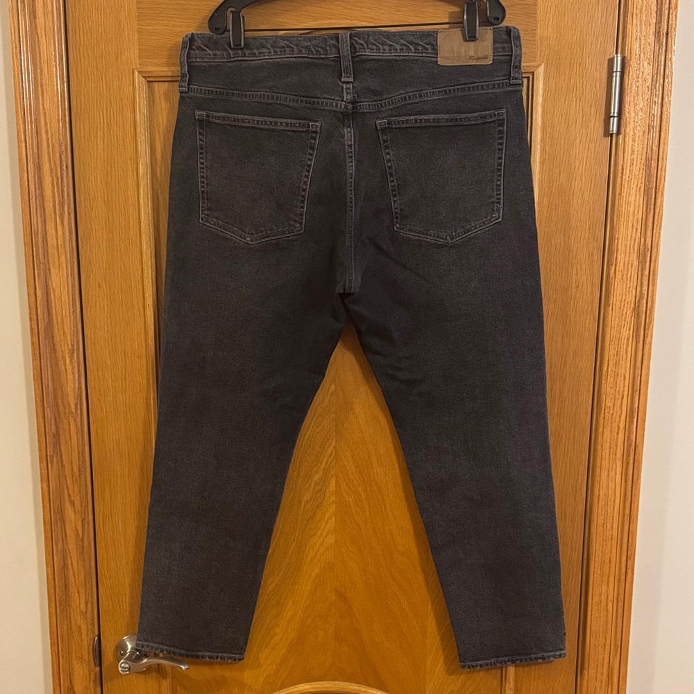 Madewell Mens Relaxed Taper Jeans In Claybrook Wash Size 36x30 - Picture 5 of 13